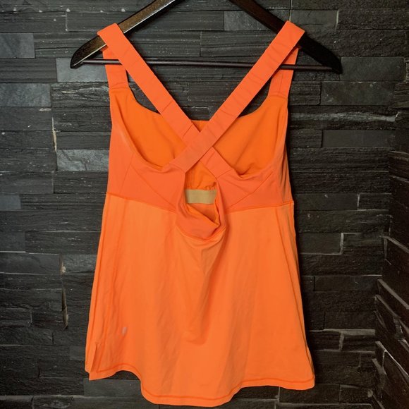 lululemon Cross Back Tank - EUC - 10 - Picture 3 of 9